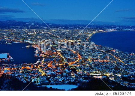 函館山から望む日本三大夜景 86258474