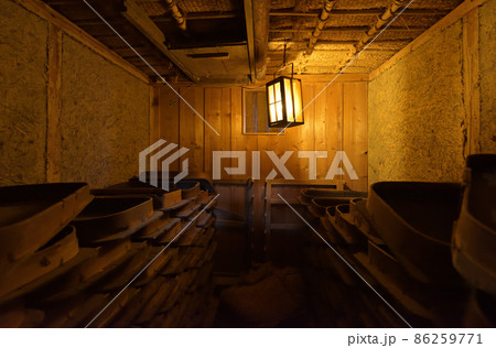 湯浅まちごと醤油博物館　角長職人蔵（和歌山県有田郡湯浅町） 86259771