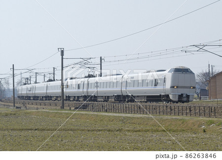 北陸本線 美川-加賀笠間 JR西日本 683系 T35+T22編成(金沢) サンダーバード 北陸本線 美川-加賀笠間 JR西日本 683系 T35+T22編成(金沢) サンダーバード 86263846