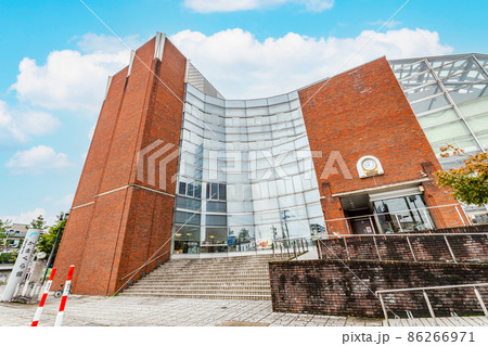 秋田県横手市 晴天の横手市ふれあいセンターかまくら館 秋田県横手市 晴天の横手市ふれあいセンターかまくら館 86266971