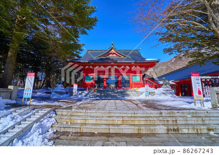 冬の群馬県赤城山 赤城神社拝殿 冬の群馬県赤城山 赤城神社拝殿 86267243