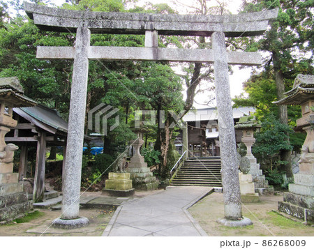 揖夜（いや）神社の鳥居／島根県松江市 86268009