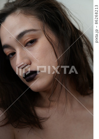 黒いリップの女性 黒いリップの女性 86268213