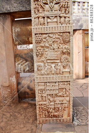 Stupa No 1, East Gateway, Left Pillar, Front Panel 4 Stupa No 1, East Gateway, Left Pillar, Front Panel 4 86268328