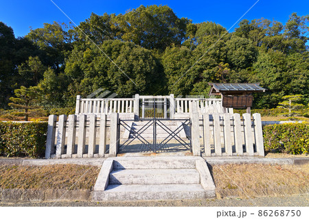 文武天皇陵（奈良県高市郡明日香村） 86268750