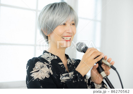 ボイストレーニング 86270562