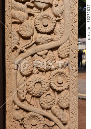 Stupa No 1, South Gateway, Left Pillar, Outside Face Stupa No 1, South Gateway, Left Pillar, Outside Face 86272837