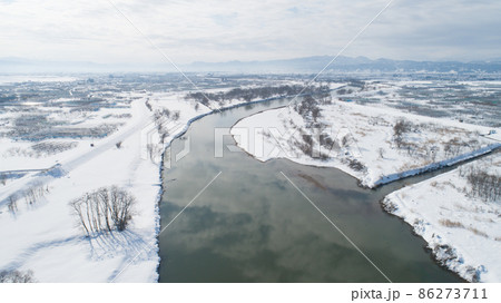 《山形県・天童市》冬の最上川 《山形県・天童市》冬の最上川 86273711