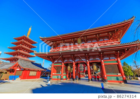 東京 浅草七福神めぐり 浅草寺の宝蔵門と五重塔 東京 浅草七福神めぐり 浅草寺の宝蔵門と五重塔 86274314