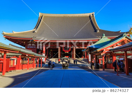 東京　浅草七福神めぐり　浅草寺の本堂 86274327