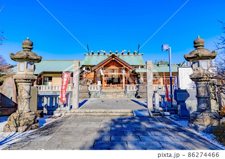 東京 浅草七福神めぐり 石浜神社の拝殿と石灯籠 東京 浅草七福神めぐり 石浜神社の拝殿と石灯籠 86274466