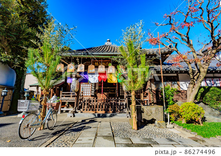 東京　浅草七福神めぐり　橋場寺不動院の本堂 86274496
