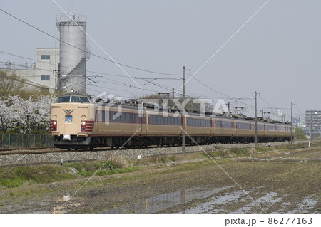 北陸本線 大土呂-北鯖江 JR西日本 485系 A01編成(京都) 雷鳥 北陸本線 大土呂-北鯖江 JR西日本 485系 A01編成(京都) 雷鳥 86277163