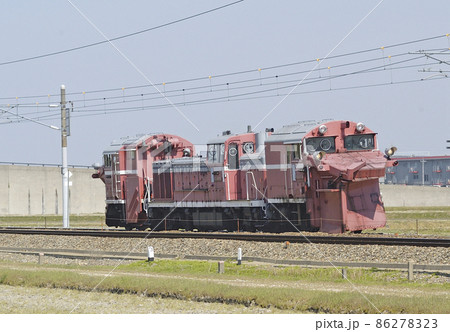 北陸本線　加賀笠間－美川　JR西日本　DE15-1518（福井） 86278323