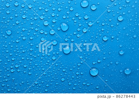 Water drops on light blue background, top view 86278443