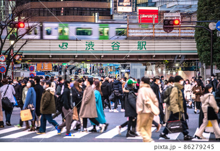 日本の東京都市景観 初8万人超全国・大阪初1万超・東京1万7631人最多…ステルス感染=28日、渋谷 日本の東京都市景観 初8万人超全国・大阪初1万超・東京1万7631人最多…ステルス感染=28日、渋谷 86279245