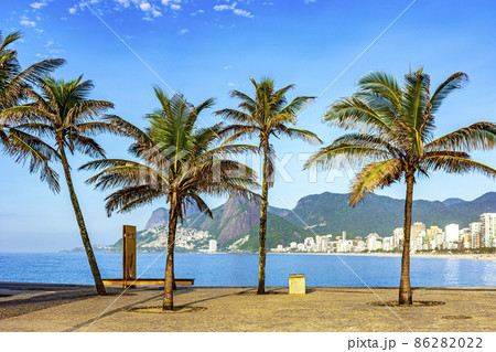 View of Ipanema beach in Rio de Janeiro at morning 86282022