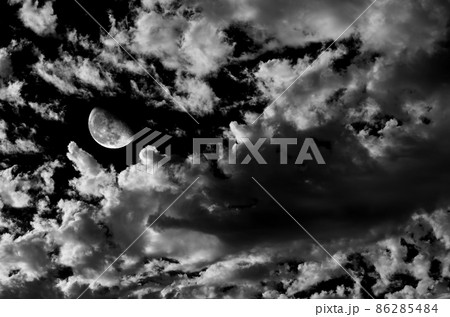 Moon and Clouds 86285484