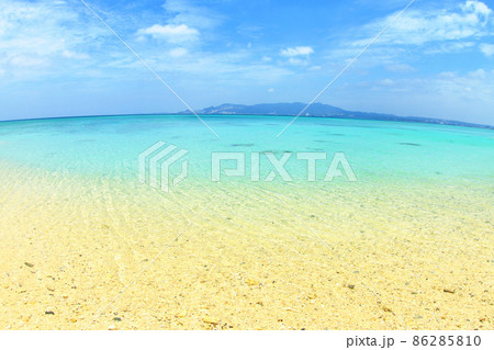 沖縄本島　名護の美しい海 86285810