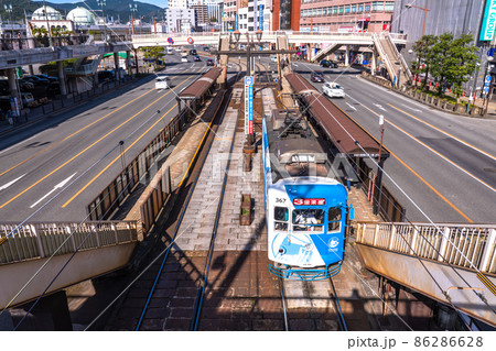 《長崎県》長崎市路面電車の風景・長崎駅付近 86286628