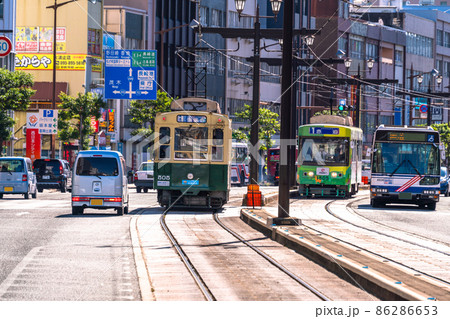 《長崎県》長崎市路面電車の風景・長崎駅付近 《長崎県》長崎市路面電車の風景・長崎駅付近 86286653