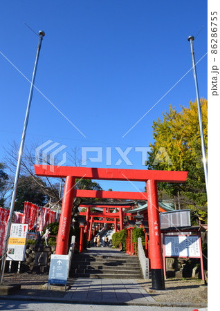 三光稲荷神社の赤い鳥居(犬山城下/愛知県犬山市大字犬山字北古券65-1) 三光稲荷神社の赤い鳥居(犬山城下/愛知県犬山市大字犬山字北古券65-1) 86286755