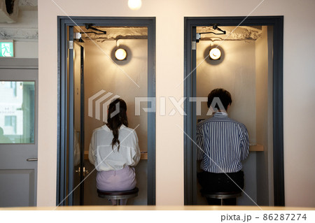 ビジネスパーソン ブース 集中ブース カフェ コワーキング シェアオフィス ビジネスパーソン ブース 集中ブース カフェ コワーキング シェアオフィス 86287274