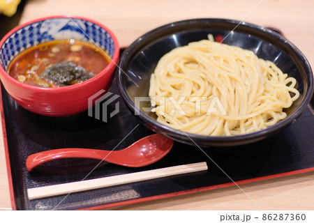 魚介ダシの大盛りつけ麺 86287360