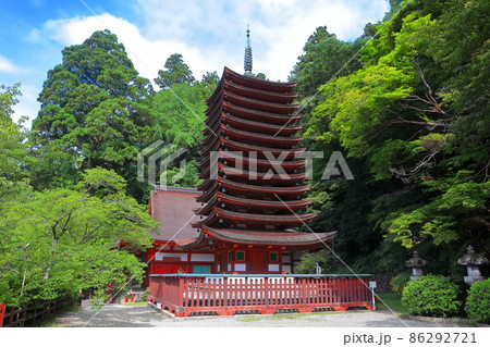【奈良県】新緑の談山神社の十三重塔 86292721
