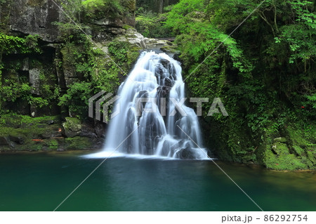 【三重県】赤目四十八滝　千手滝 86292754