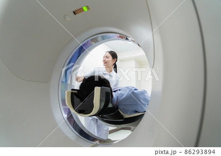 病院　人間ドック　MRI　CT検査　医療 86293894