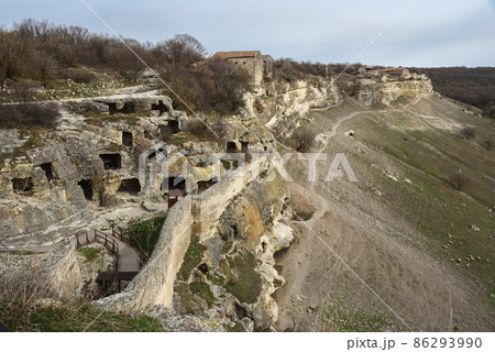 Cave city Chufut-Kale in Bakhchysarai, Crimea Cave city Chufut-Kale in Bakhchysarai, Crimea 86293990