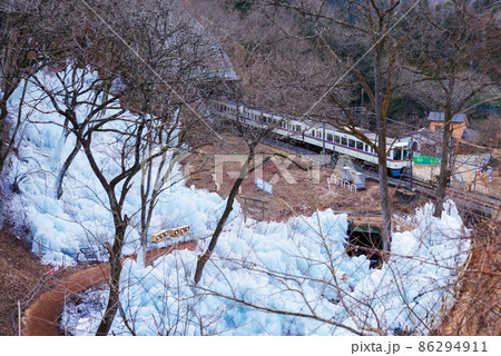 秩父三大氷柱・あしがくぼの氷柱 86294911