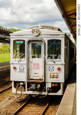 キハ125系400番台（特急海幸山幸編成）吉松駅 86304963