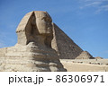 エジプトのスフィンクスとピラミッド 86306971