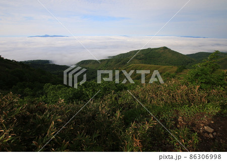 ニセコ連峰の朝 ニセコ連峰の朝 86306998