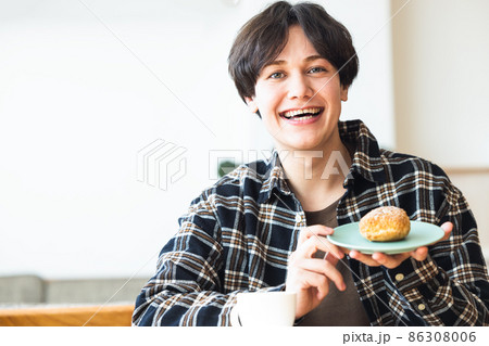 カフェ 男性 スイーツ カフェ 男性 スイーツ 86308006