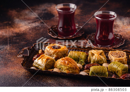 Traditional turkish, arabic sweets baklava Traditional turkish, arabic sweets baklava 86308503