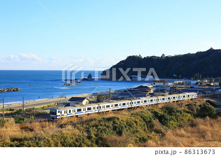 波立海岸と常磐線　E531系 86313673