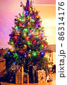 クリスマスツリー、シークレットサンタ 86314176