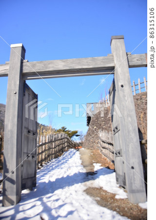 荒砥城本郭への門 荒砥城本郭への門 86315106