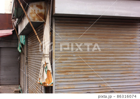 廃墟となった商店（1） 86316074