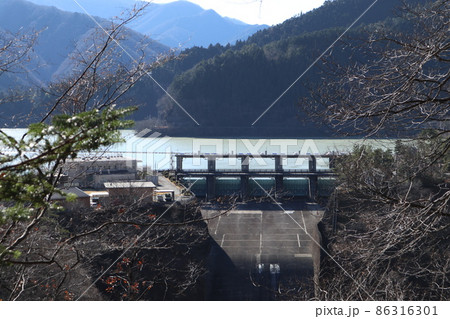 奥多摩湖　小河内ダム 86316301