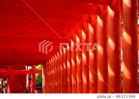 島根県鹿足郡津和野町　太皷谷稲成神社 86321366