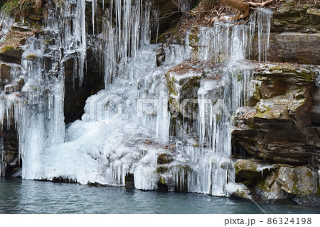 三十槌の氷柱 埼玉 三十槌の氷柱 埼玉 86324198