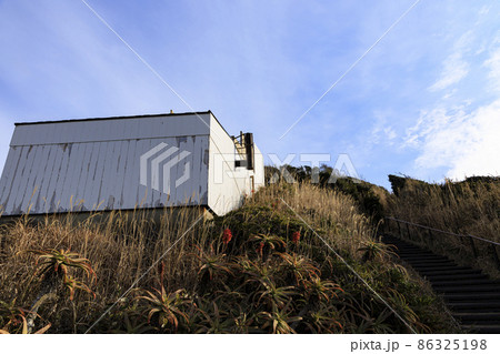 湘南三浦半島の城ヶ島の冬 86325198