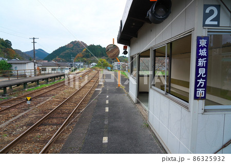 芸備線備後西城駅の備後落合方面行きのホーム 広島県庄原市 芸備線備後西城駅の備後落合方面行きのホーム 広島県庄原市 86325932
