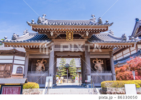 （静岡県袋井市）可睡斎　総門 86330050