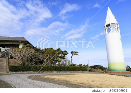 湘南三浦半島の城ヶ島の冬(安房崎灯台) 湘南三浦半島の城ヶ島の冬(安房崎灯台) 86330901