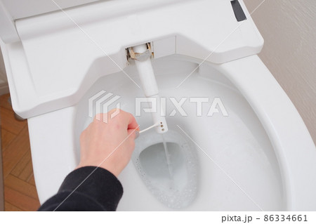 ウォシュレットのノズル掃除 86334661